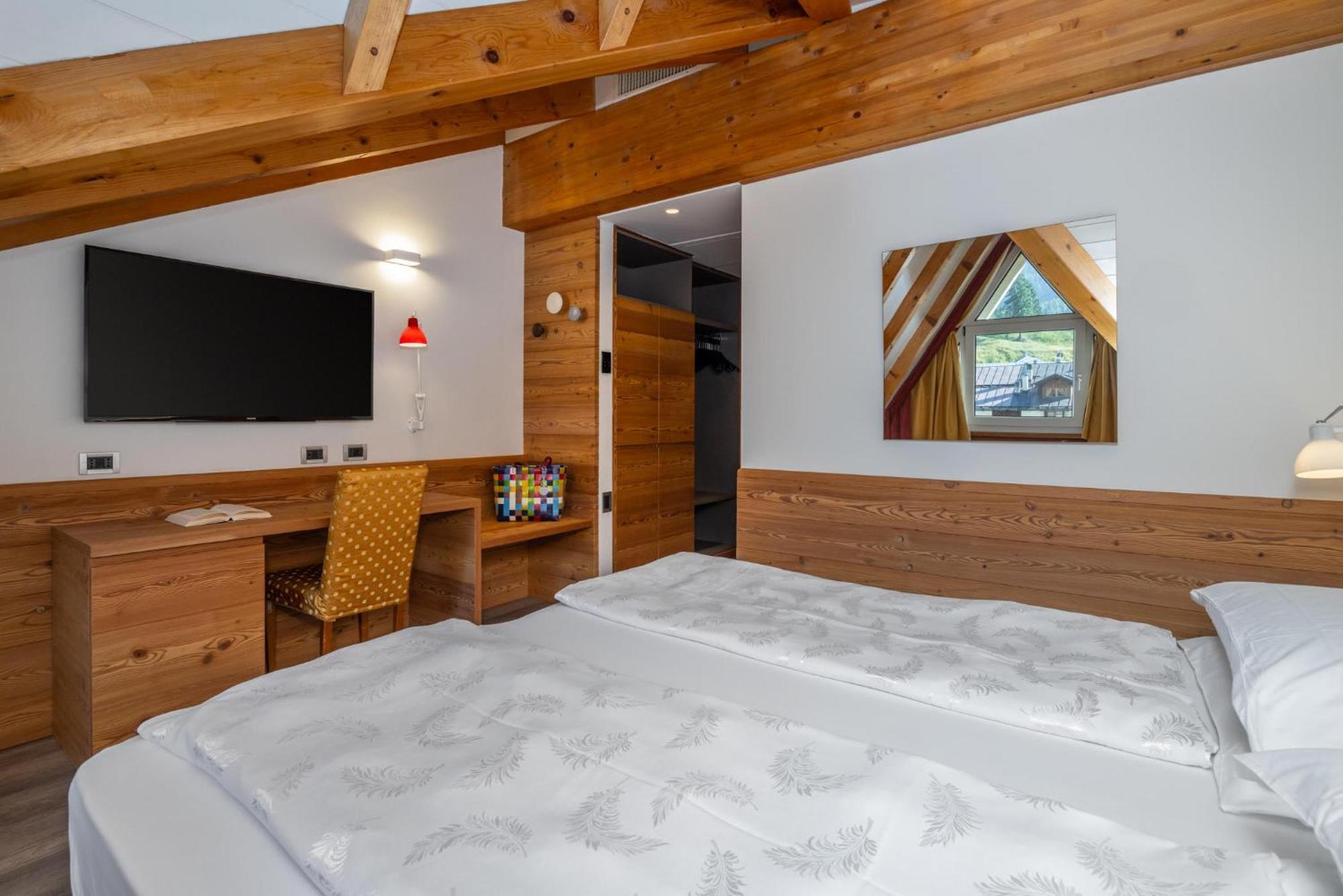 Alpholiday Dolomiti Wellness & Family Hotel Dimaro Cameră foto