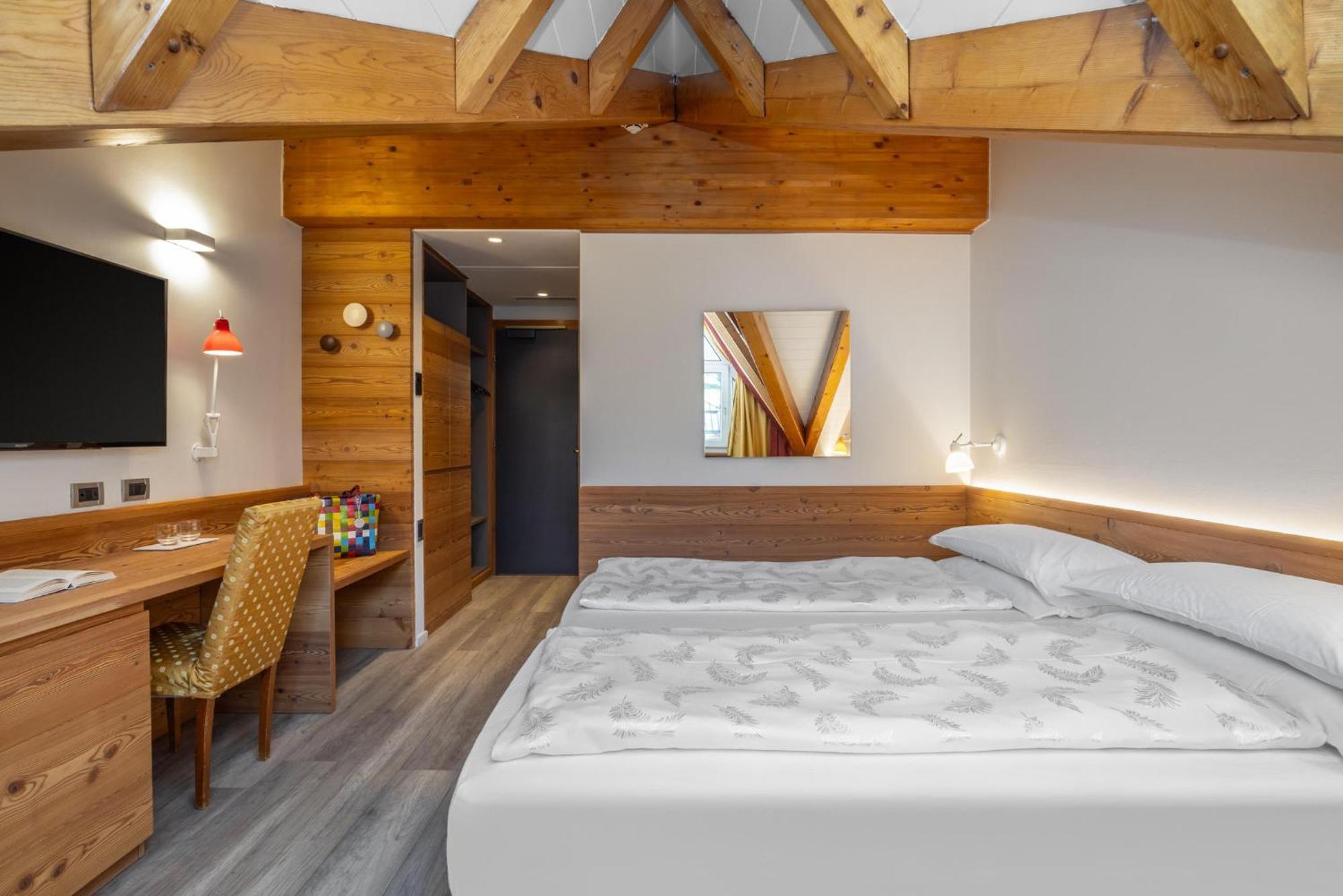 Alpholiday Dolomiti Wellness & Family Hotel Dimaro Cameră foto
